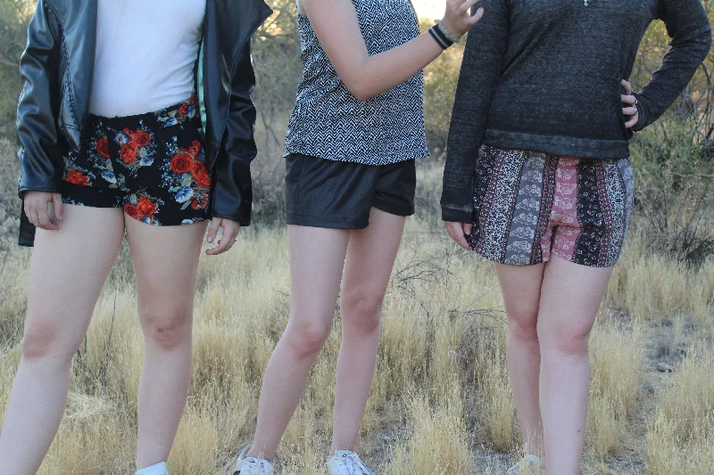 Weekend Extravaganza: Shop Now Weekend Extravaganza: Shop Now PDF Pattern - Pause for Shorts | Waves & Wild Weekend Extravaganza: Shop Now Weekend Extravaganza: Shop Now PDF Pattern - Pause for Shorts | Waves & Wild