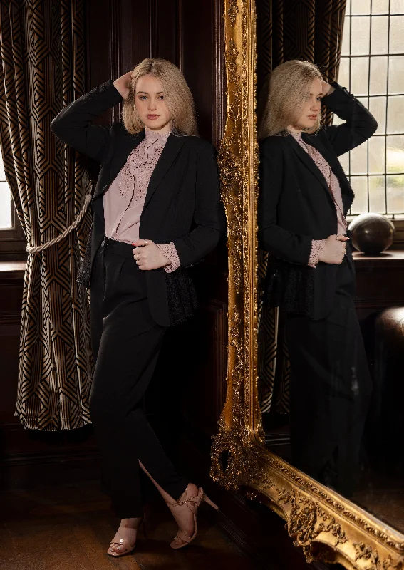 Weekend Specials to Celebrate Weekend Specials to Celebrate Freja Trousers