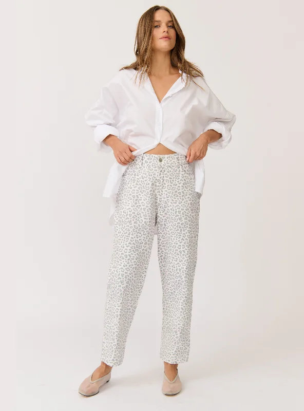 Exclusive Weekend Offers Inside Exclusive Weekend Offers Inside SAMARA PANT - Smudge Leopard Exclusive Weekend Offers Inside Exclusive Weekend Offers Inside SAMARA PANT - Smudge Leopard