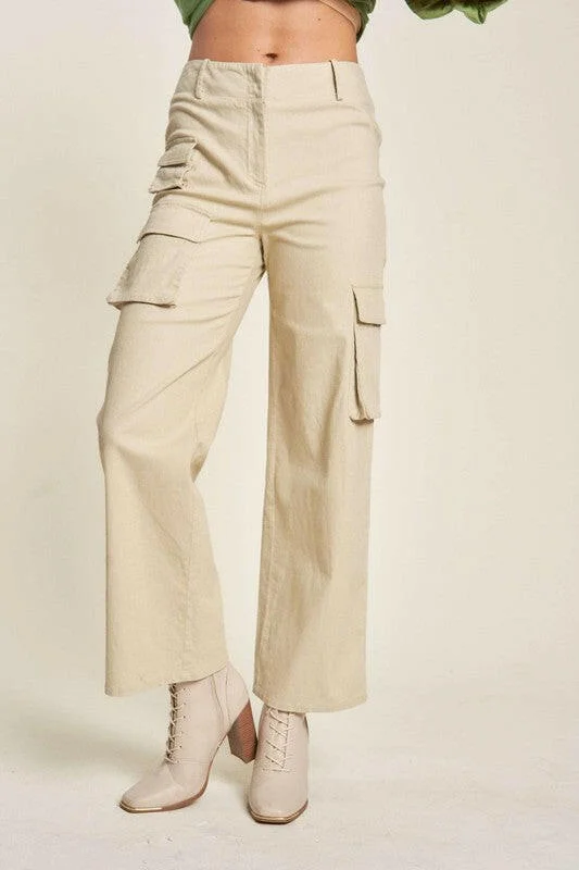 Weekend Specials to Savor Weekend Specials to Savor Davi & Dani Flap Pocket Mid Rise Cargo Pants Weekend Specials to Savor Weekend Specials to Savor Davi & Dani Flap Pocket Mid Rise Cargo Pants